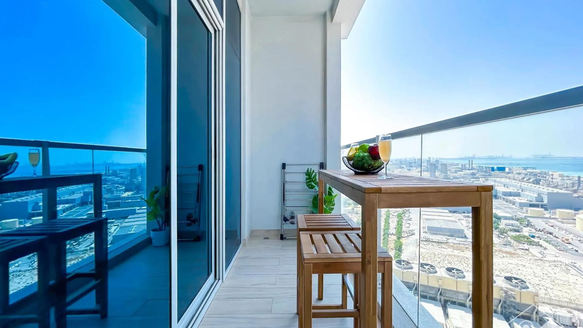 Balcony Bliss Cozy Studio With Marina Views Dubai Apartment